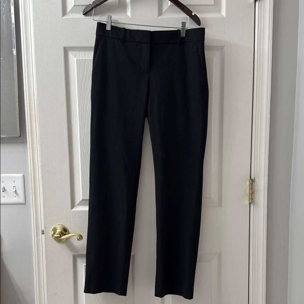 Classic Ann Taylor size 4 Black Women's dress pants
